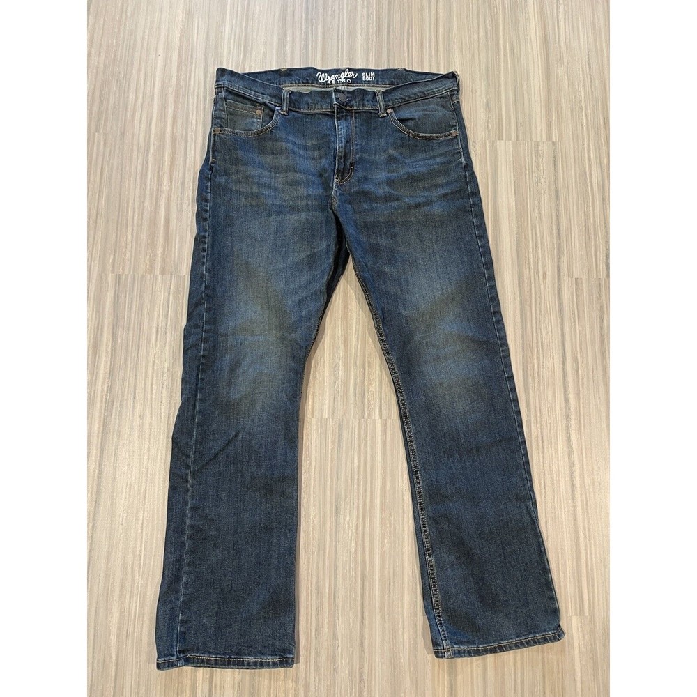 Wrangler Jeans Mens 36x34  Blue Denim Retro Slim Boot Western Cowboy Jeans